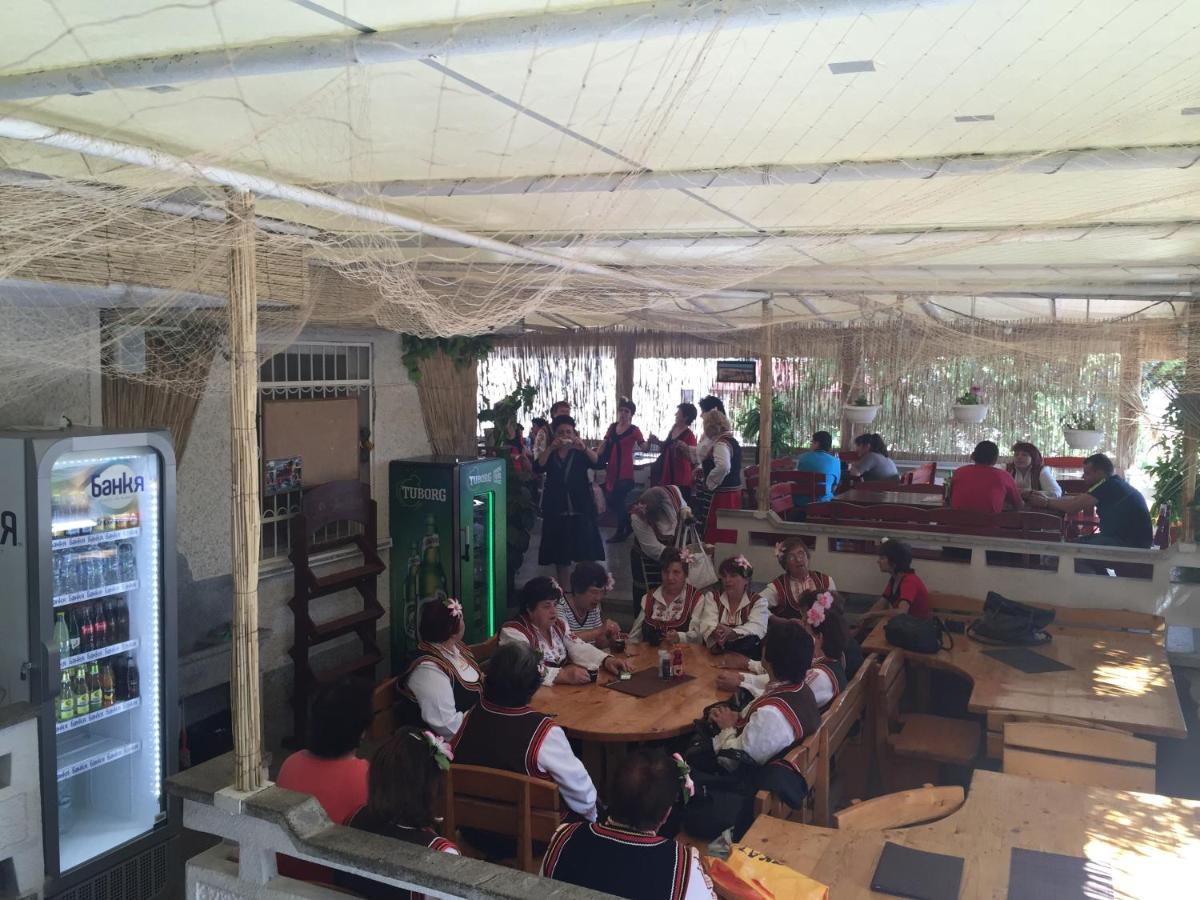ביאלה Hotel Moskoiani מראה חיצוני תמונה
