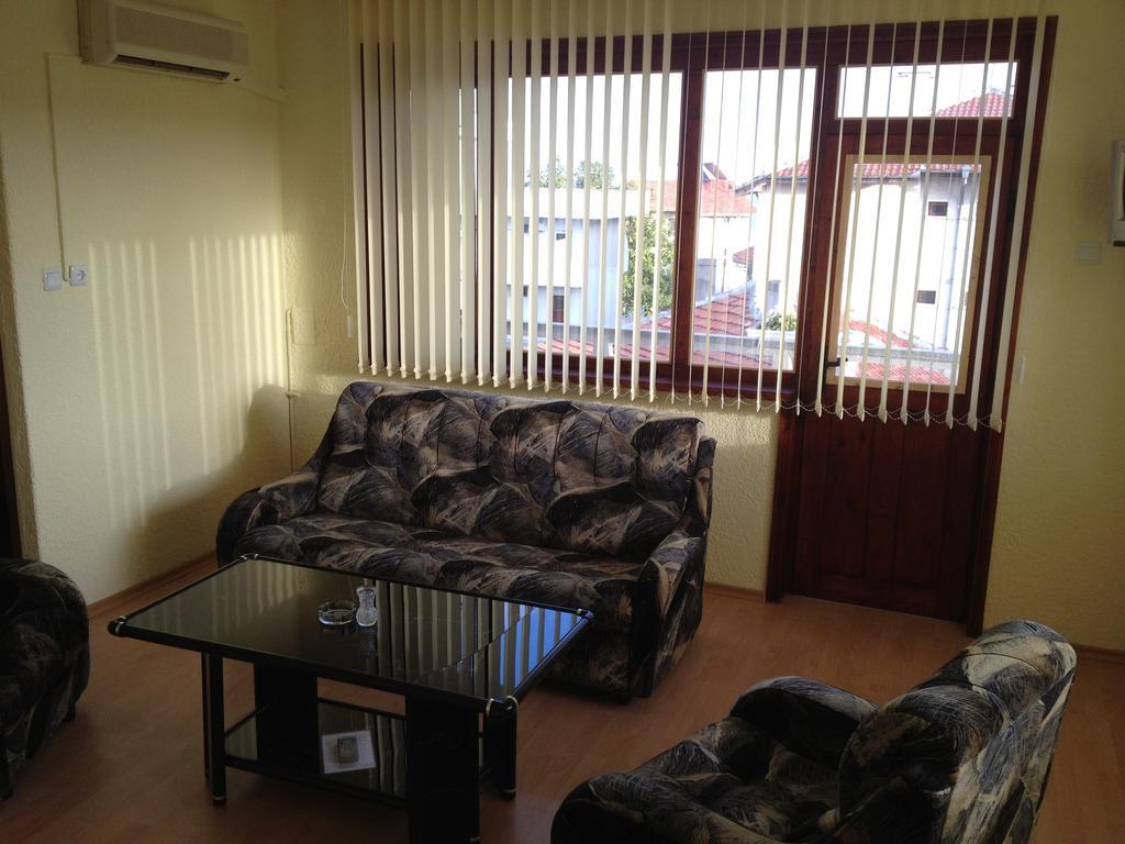 ביאלה Hotel Moskoiani מראה חיצוני תמונה