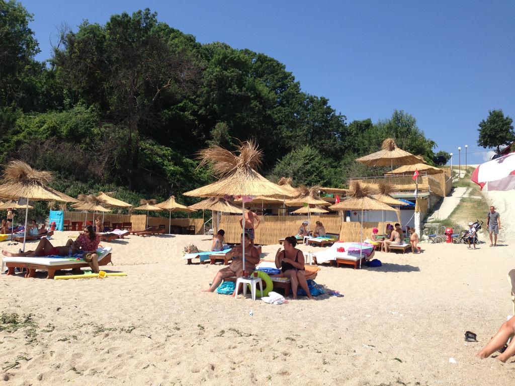 ביאלה Hotel Moskoiani מראה חיצוני תמונה