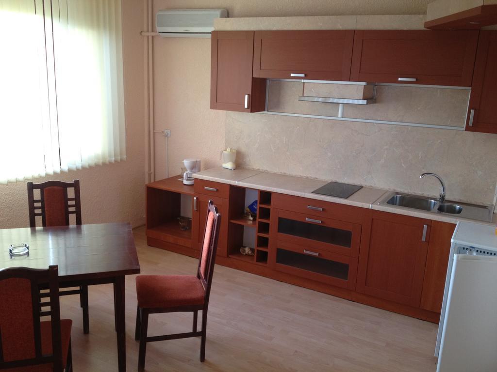 ביאלה Hotel Moskoiani חדר תמונה