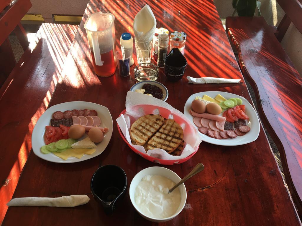 ביאלה Hotel Moskoiani מראה חיצוני תמונה
